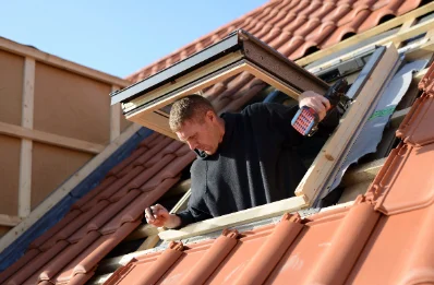 Pose de fenêtres de toit Velux à Nampcel
